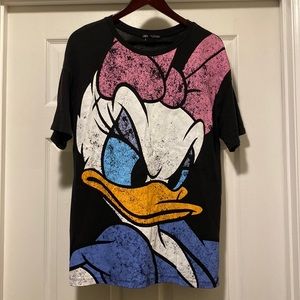 Oversized Daisy Duck shirt